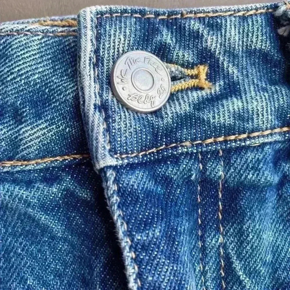 Free People Women’s denim mini skirt fringe raw hem size 26 - Picture 8 of 9